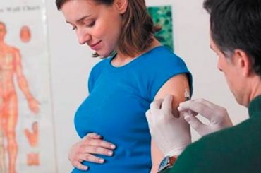 VACCINAZIONI IN GRAVIDANZA: QUALI, QUANDO E PERCHE’