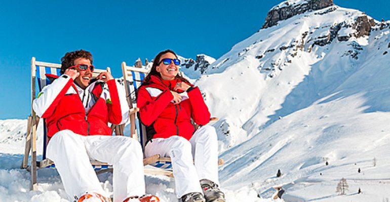 I RAGGI DEL SOLE BRUCIANO ANCHE D’INVERNO: ATTENTI AL RISCHIO MELANOMA