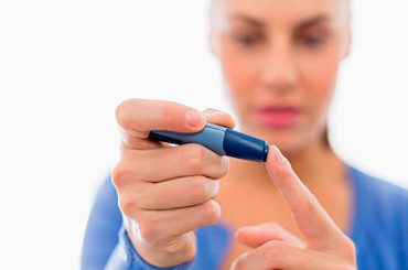 DONNE COL DIABETE: ATTENTE AL CUORE