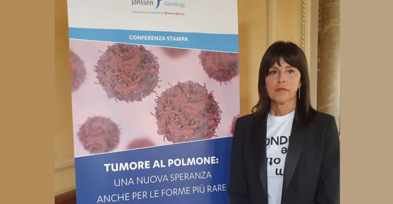 Tumore al polmone: in Italia il primo trattamento per la forma rara, non a piccole cellule